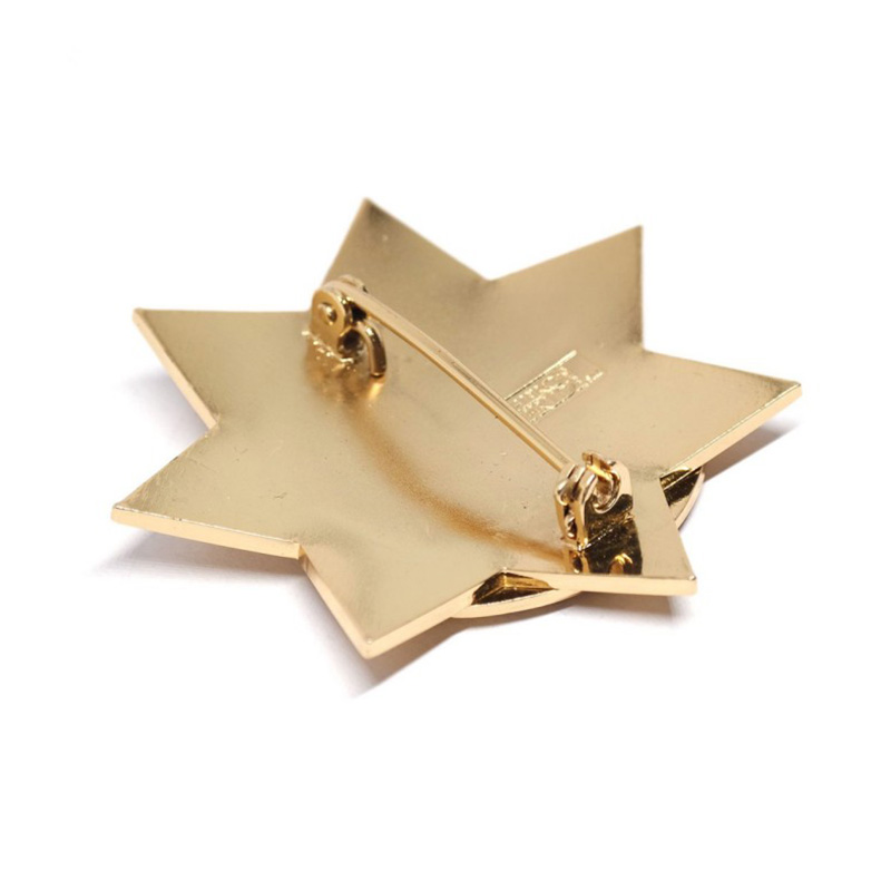 Hard Enamel Badge California Figure 010 YWTY (2)