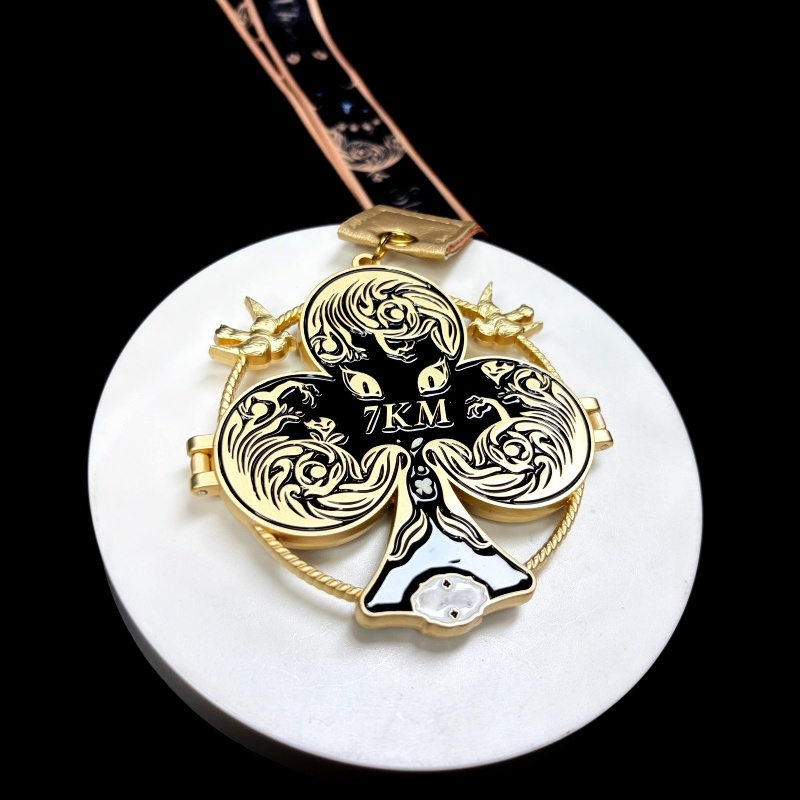 Creative Foldable Metal Commemorative Medal (1)