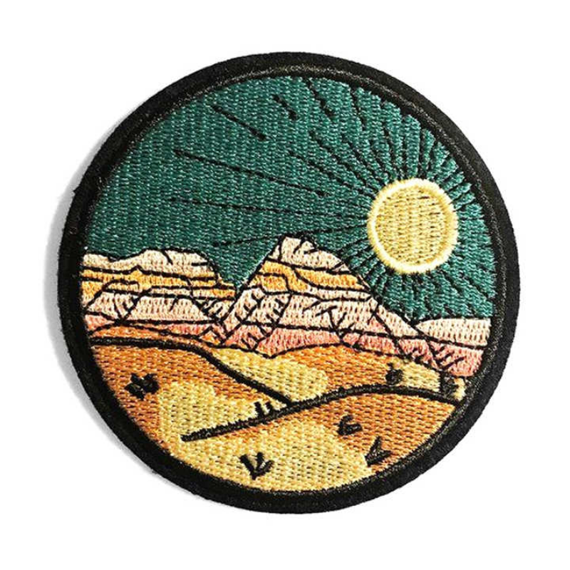 Custom Round Embroidered Patches, Nature & Space Themed Creative Fashionable Popular Embroidered Appliqués (2)