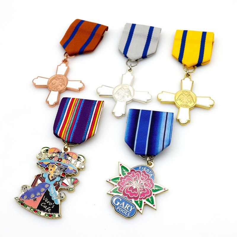 Vintage Military Honor Medal3